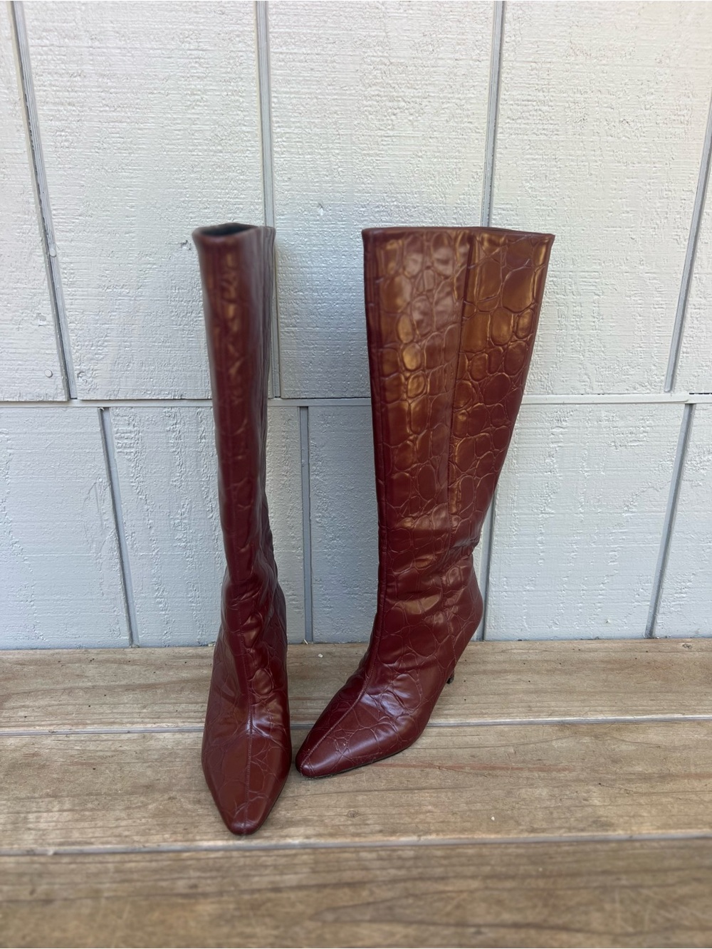 Women's Tall Pointed-Toe Croc-Embossed Knee Boots - Red wine